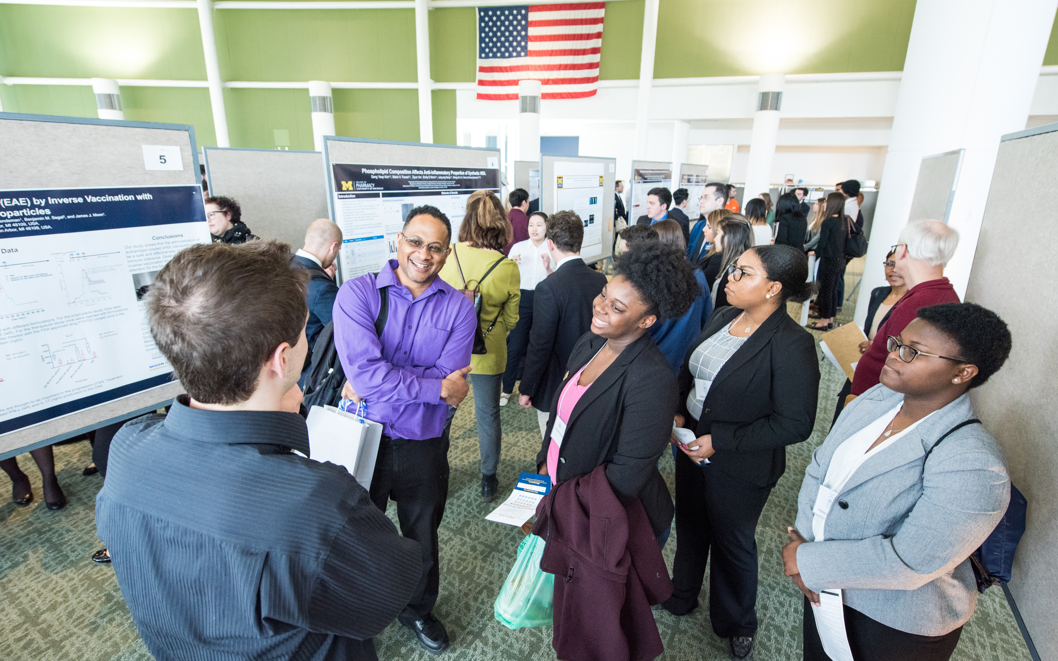 Students and faculty at the annual Research Forum