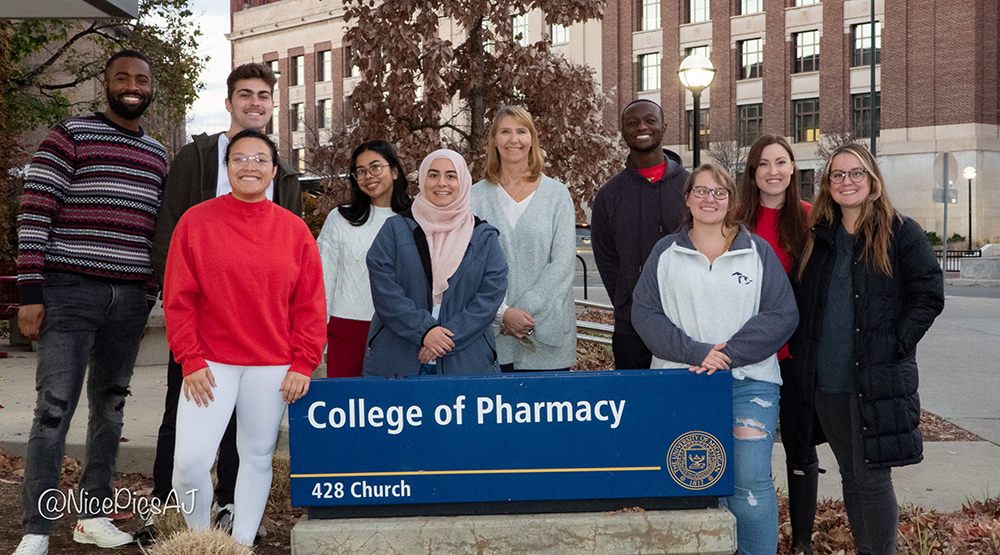 Dean Ellingrod and her pharmacy phamily. Photographed by current P4, Aaron C Johnson