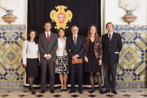 Morais with his family at the awards presentation at the Presidential Palace