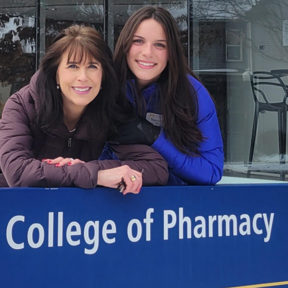 Alum Jennifer Walters poses with her daughter Samantha Watson, a current BSPS student. 